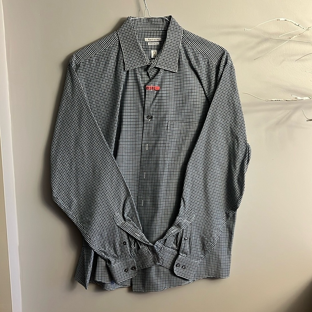 Regular fit button-down shirt